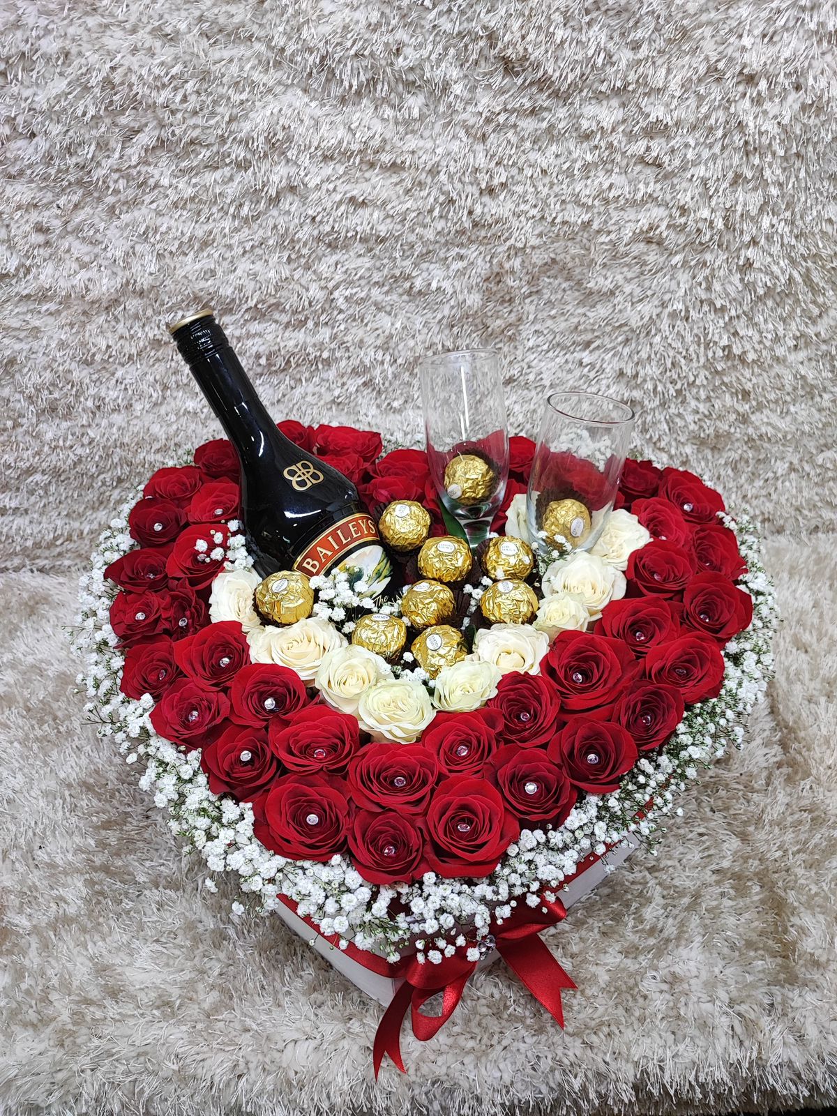 Corazón Yumbo con Baileys y Chocolates